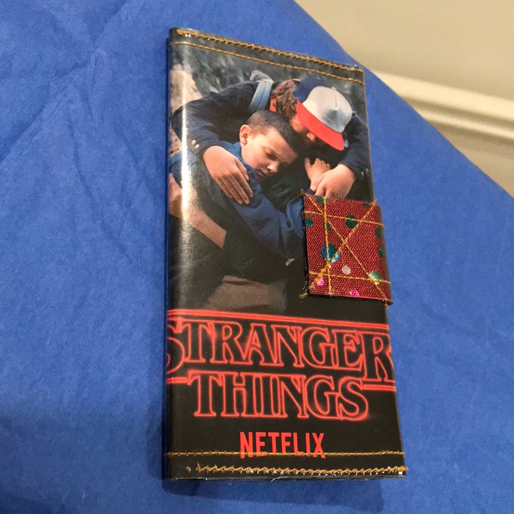 Stranger Things Vinyl Wallet